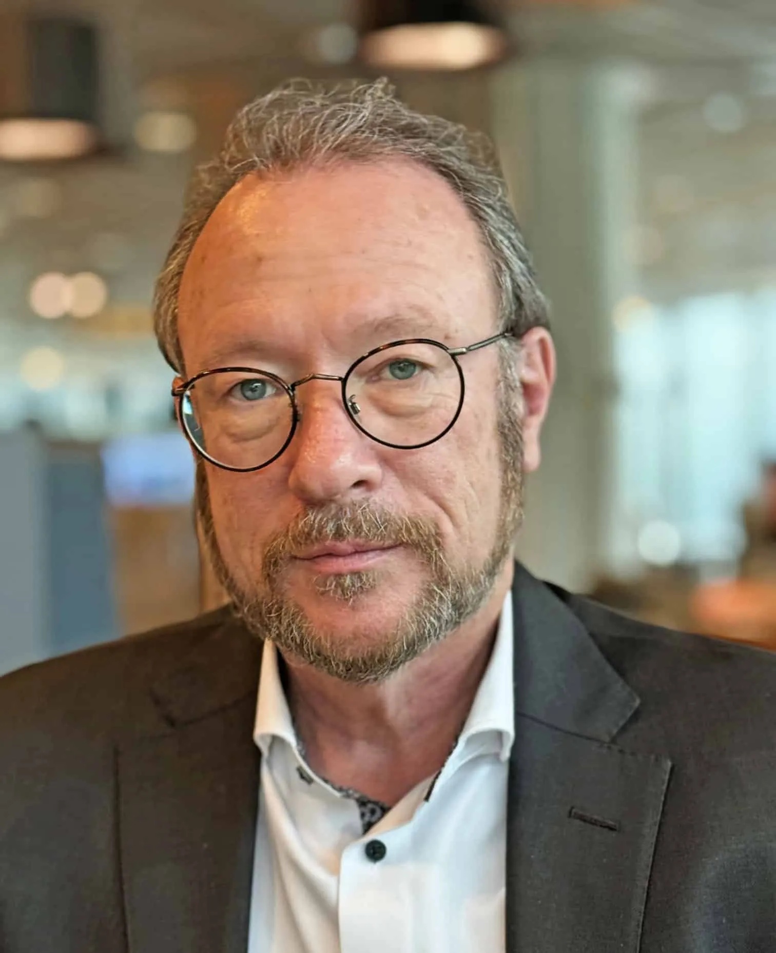 Dr. Uwe Albrecht